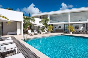 Villa 2445 — Luxury villa for rent in Carlton View