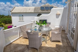 Villa 2498 — Luxury villa for rent in Forest Hills